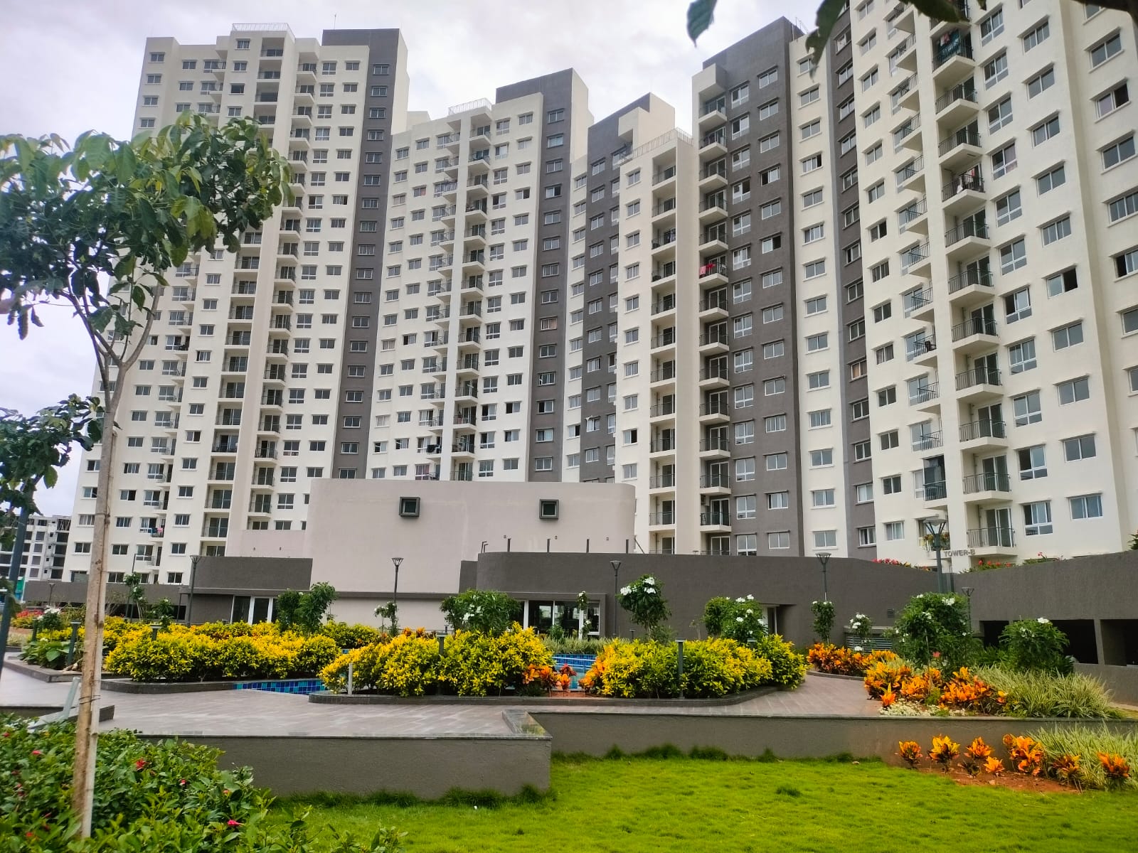 Godrej 24